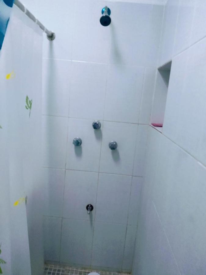 Готель Casa Ixchel - 450M To Downtown, Wifi, Hot Water, Ac Вальядолід Екстер'єр фото